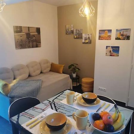 Enjoy Lisboa! - Near Metro Leilighet Amadora Eksteriør bilde